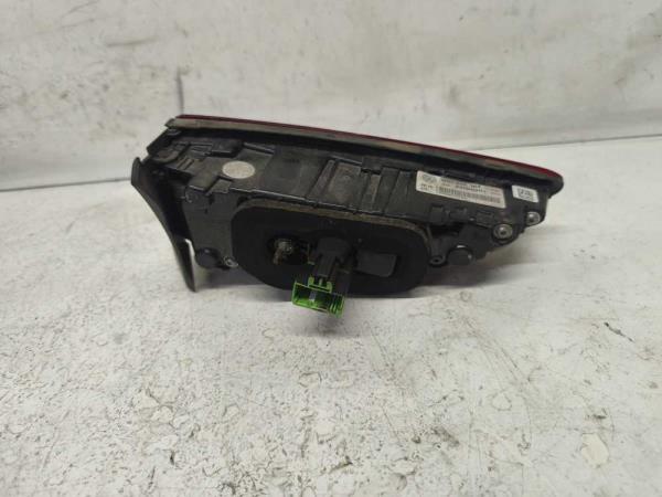 FEU ARRIERE DROIT VW - Vue 2